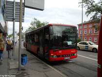 SBG FR-JS 357 (Setra S315NF) am 4.6.2012 beim Bahnhof Singen (Hohentwiel).