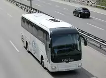 Man Lion's Coach de la maison Cilia photographi� le 27.05.2012 sur l'autoroute Berne - B�le