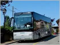  Van Hool T 917 aufgenommen am 28.05.2012 beim Bahnhof in Chexbres.