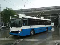 VBL Luzern - Nr. 258 - NAW/R&J-Hess Trolleybus am 11. Juni 2012 beim Bahnhof Luzern