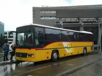 Bucheli, Kriens - Nr. 26/LU 15'559 - Mercedes Integro am 11. Juni 2012 beim Bahnhof Luzern