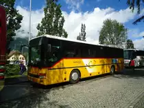 Bahnersatz zwischen Fl�elen und G�schenen: Marchetti, Airolo - TI 183'247 - Setra (ex Nr. 6) am 11. Juni 2012 beim Bahnhof Fl�elen 
