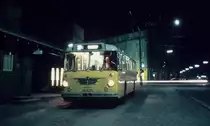 Kopenhagen NESA Buslinie 27 (Büssing Senator) Hans Knudsens Plads am 28. Juli 1968. - Dieser Bustyp wurde 1963 von der NESA als Ersatz für Obusse auf zwei Linien (23 und 24) angeschafft. Die NESA hatte 12 von diesen Bussen (51 - 62), die 1973 ausgemustert wurden. - Das dänische Strassenbahnmuseum, Sporvejsmuseet Skjoldenæsholm, besitzt heute die Nummer 62.