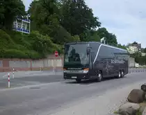 Ein letzter Veruch des Setra 416 HDH von Scheithauer aus Deutschland im Stadthafen Sassnitz am 03.06.2012

