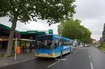 Der Wagen 2000 (DB O405 / DB E85) im Juni 2012 auf der Linie 218 an der Haltestelle Messedamm/ ZOB/ ICC.