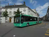 Mercedes Citaro mit der Betriebsnummer 726 auf der Linie 38 am Wettsteinplatz. Die Aufnahme stammt vom 21.06.2012.