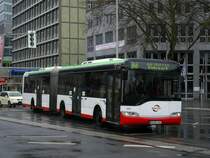 Bogestra Solaris Urbino 18 ,Wagen 0461 als Linie 368 nach
Bochum Harpen - Ruhrpark.(16.03.2008)
