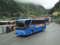 Bahnersatz zwischen G�schenen und Fl�elen: K�lin, W�denswil - ZH 103'173 - Mercedes am 1. Juli 2012 beim Bahnhof G�schenen