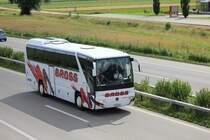 Mercedes benz Tourismo de la maison Gross photographi� le 08.07.2012 � Oensingen