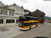 Postauto/Regie Nesslau SG 295 225 (Neoplan Centroliner N4426) am 20.7.2012 beim Bhf. Urnsch.
