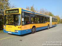 17.10.2007, Wagen 310, als Fahrschule (LVB) bei DEKRA, Torgauer Stra�e, in Leipzig