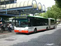 Neoplan N 44-Serie (Centroliner) auf der Linie 353 nach Bahnhof Castrop-Rauxel am Hauptbahnhof Bochum.(11.7.2012)