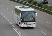 Setra 415 GT-HD de la maison WILL photographi le 29.07.2012 prs de Berne 