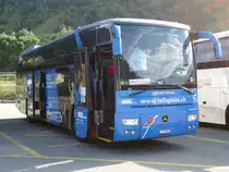 Mercedes Benz Tourismo de la maison Eggli (avec les motifs de la com�die musicale Tellspiele) photographi� le 02.08.2012 sur l'aire de repos du St-Bernard � Martigny