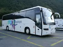 Volvo 9700 de la maison Regenbogen Reisen photographi� le 02.08.2012 sur l'aire de repos du St-Bernard � Martigny