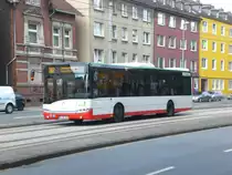 Solaris Urbino auf der Linie 382 nach Gelsenkirchen Hauptbahnhof an der Haltestelle Gelsenkirchen Kirchstra�e.(12.7.2012) 