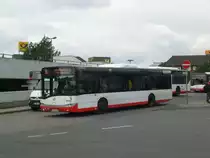 Solaris Urbino auf der Linie 382 nach Gelsenkirchen Trinenkamp an der Haltestelle Gelsenkirchen Hauptbahnhof.(12.7.2012) 