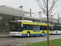 Ein Setra S415NF der Sihler KG mit Werbung f�r Mirjam Care versehen. Der Bus wurde Ende 2011 beschafft als Ersatz f�r Wagen 490 einen MAN NL263.