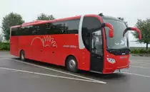 Scania OmniExpress ein Reisebus am 09.07.2012 in Hamar/Norwegen.