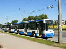 Das erste polnische Niederflurobus: Jelcz M121E, PKT Gdynia #3004, Gdynia Cisowa Sibeliusa, 27.07.2012