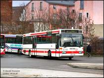 Auf dem ZOB in Cottbus startet gerade dieser MB O407 zu seiner n�chsten Tour, 04.01.07.