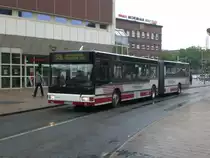 MAN Niederflurbus 1. Generation auf der Linie 926 nach Duisburg Neudorf Universit�t Nord am Hauptbahnhof Duisburg.(17.7.2012) 