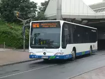 Mercedes-Benz O 530 II (Citaro Facelift) auf der Linie SB10 nach Neukirchen-Vluyn Vluyner S�dring am Hauptbahnhof Duisburg.(17.7.2012) 