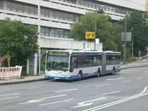 Mercedes-Benz O 530 I (Citaro) auf der Linie 615 nach Wuppertal Hauptbahnhof an der Haltestelle Wuppertal-Elberfeld Historische Stadthalle.(17.7.2012) 