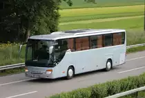 Setra 415 GT HD immatricul� en Autriche photographi� le 27.05.2012 pr�s de Oensingen