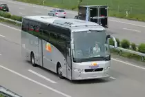 Volvo 9700 de la maison Sunrise photographi� le 27.05.2012 � Oensingen