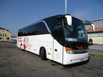 Setra 415 HD de la maison Jean-Louis & Novabus photographi� le 23.08.2012 � La Chaux-de-Fonds 