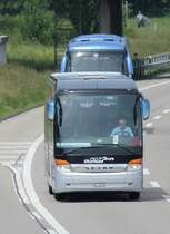 Setra 415 HD de la maison Oberland Tours photographi� le 27.05.2012 � Oensingen 