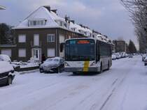 Van Hool von DE LIJN Antwerpen, Aufnahme am Haltestelle Meerlenhoflaan Hoboken 18.12.2010
