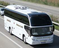 Neoplan Cityliner de la maison BusReisen M�nchen GmbH photographi� le 08.09.2012 � Oensingen 