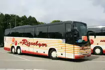 Volvo 9900 mit Dr�gm�ller-Aufbau  Riesebyer , Kiel Ostseekai 21.08.2012
