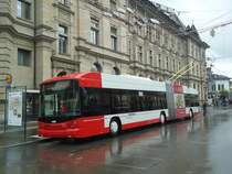 SW Winterthur - Nr. 111 - Hess/Hess Gelenktrolleybus am 12. September 2012 beim Hauptbahnhof Winterthur