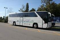 Mercedes Benz Tourismo de la maison LeCar.ch photographi� le 21.09.2012 pr�s de Berne