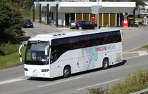 Volvo 9700 de la maison italienne Masciulli Viaggi photographi� le 21.09.2012 pr�s de Berne 