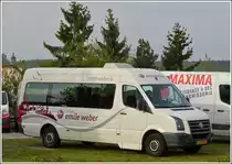 (EW 1619)  Auf dem Parkplatz am Bahnhof von Petange stand am 23.09.2012 dieser VW CRAFTER Kleinbus abgestellt.