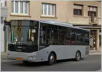 (SB 5005)  Minibus der Marke OTOCAR VECTIO 250LE als Citybus in dem St�dchen Wiltz im Einsatz, . Busdaten: Bj 2010, L 9,165m; B 2,350 m; H 3,146 m; gebaut in der T�rkei; 6 Zyl; 6871 cm�; 184 Kw (250 Ps), 25+1 Sitzplatz und 32 Stehpl�tze.  21.09.2012