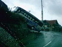 Ein Kssbohrer Setra S411HD mal etwas anders geparkt.