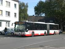 Mercedes-Benz O 530 II (Citaro Facelift) auf der Linie 933 nach Duisburg-Neuenkamp Rheindeich an der Haltestelle Duisburg-Neuenkamp Javastrae.(1.10.2012) 