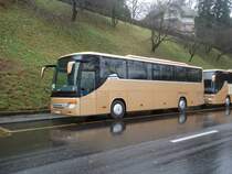 Setra 415 GT HD de la maison Vega Tours photographi� le 27.11.2012 � Berne (sans les grandes inscriptions sur la carrosserie) 