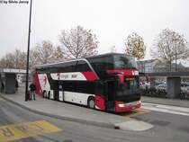 travys VD 1395 (Setra S431DT) am 15.11.2012 beim Bhf. Yverdon-les-Bains.