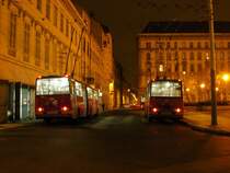 Ikarus 280T, BKV Budapest #217 und #257, 24.11.2012, Arany J�nos utca Budapest.