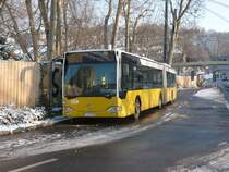 Der Citaro S-SB 7028 macht Pause am Stuttgarter-Bahnhof.Am 08.12.12