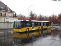 Postauto/Regie Sion Nr. 10 (Mercedes CitaroII O530G) am 28.11.2012 beim Bhf. Martigny