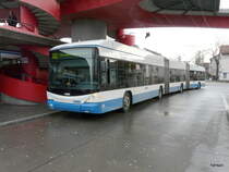 VBZ - Hess-Swisstrolley BGGT-N2C  Nr.68 unterwegs auf der Linie 32 in Z�rich am 23.12.2012