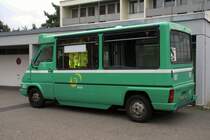 Der Renault Master T35 wurde als Reservefahrzeug f�r die Linien 35 und 45 Ende 2001 beschafft. Heute ist der Wagen bei der Basler Polizei als Info-Mobil im Einsatz. Die Aufnahme stammt vom 27.10.2008.