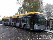 27.10.2012, Wagen 329, als P�sna-Park-Linie, bei Hst. Meusdorf